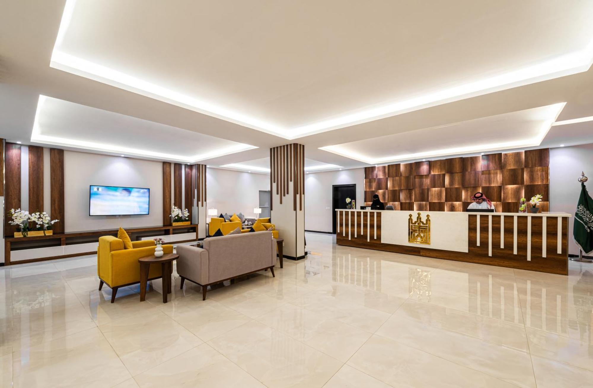 The Palace Hotel Suites Хамис-Мушайт Экстерьер фото